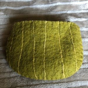 Felted coin purse zippered